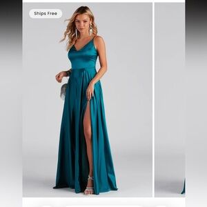 Windsor Juliet Formal High Slit Dress